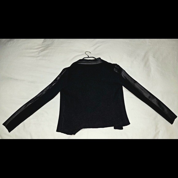 Ted baker mixed media leather and knit moto jacket in size 1. NWOT. - Picture 5 of 5